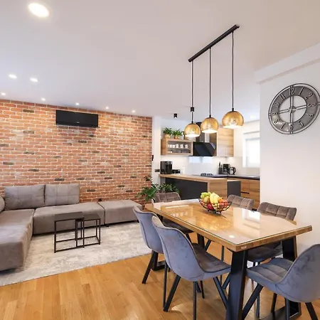 Apartman Fortuna Zara Esterno foto
